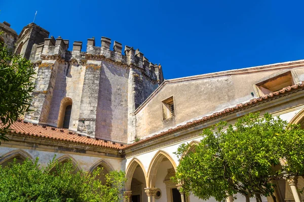 Praça central do castelo medieval templário — Fotografia de Stock