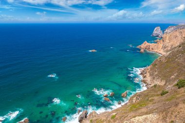 Kayalıklarla ve Cabo da Roca kayalar