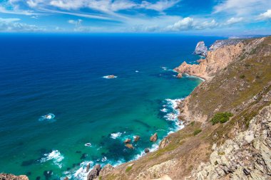 Kayalıklarla ve Cabo da Roca kayalar