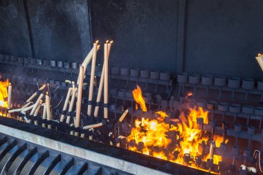 Mum kutsal Fatima'nın