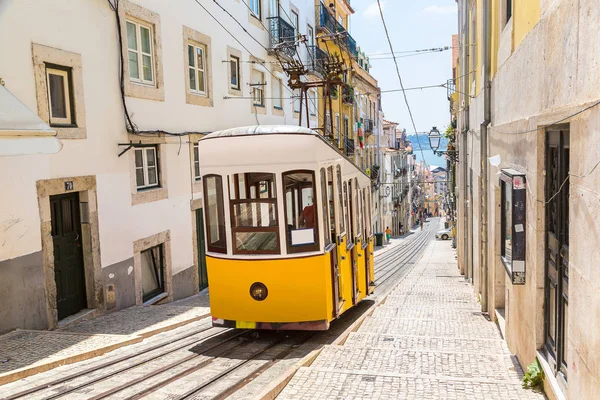 Funicular Gloria en Lisboa — Foto de Stock