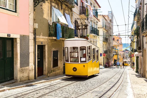 Gloria funicular em Lisboa — Fotografia de Stock