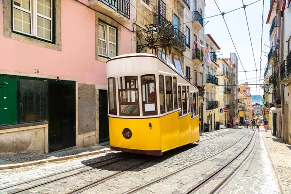 Funicular Gloria en Lisboa — Foto de Stock