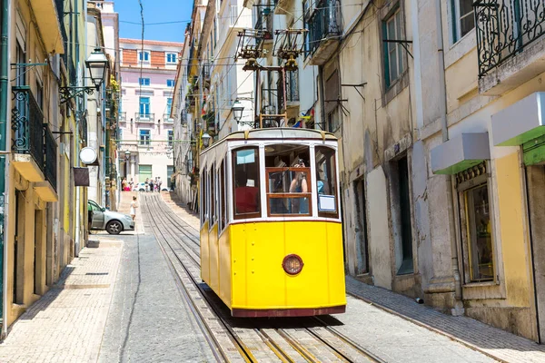 Funicular Gloria en Lisboa — Foto de Stock