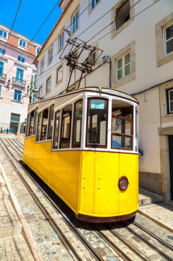 Gloria Lizbon'da füniküler