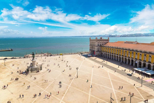 Lizbon ticaret Meydanı