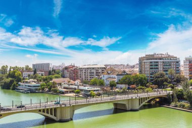 Guadalquivir Nehri Köprüsü 