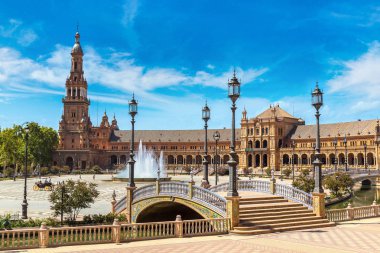 İspanyol Meydanı (Plaza de Espana)