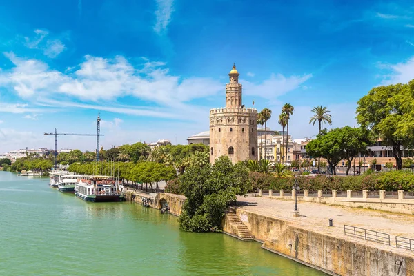 Golden tower (Torre del Oro) — Stock fotografie