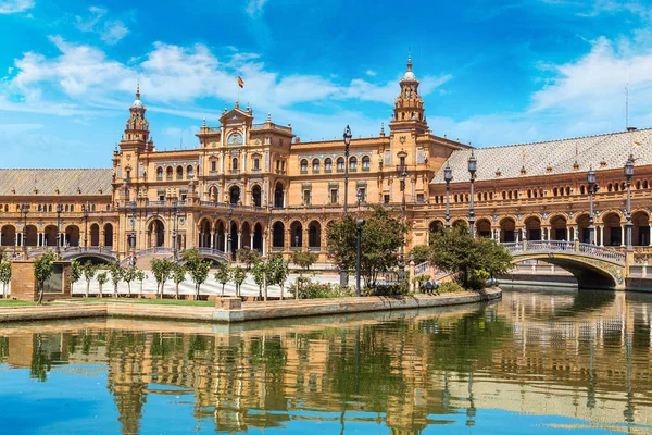 Spanish Square (Plaza de Espana) — Stock Photo, Image