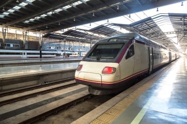 Malaga şehrinde tren istasyonu