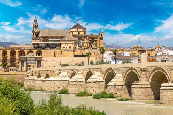 Велика мечеть (Mezquita собор) — стокове фото