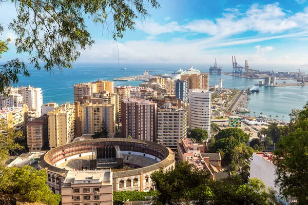 Malaga panoramik manzaralı — Stok fotoğraf
