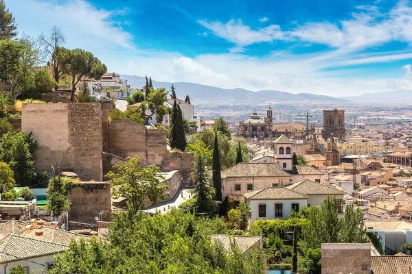 Panoramautsikt över Granada — Stockfoto