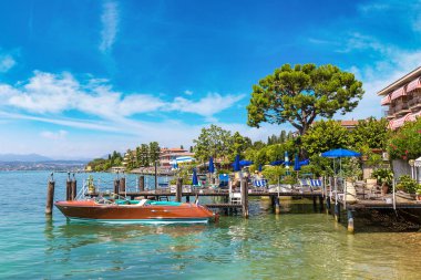 Sirmione Garda Gölü 'nde