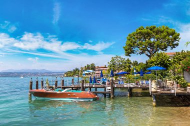 Sirmione Garda Gölü 'nde