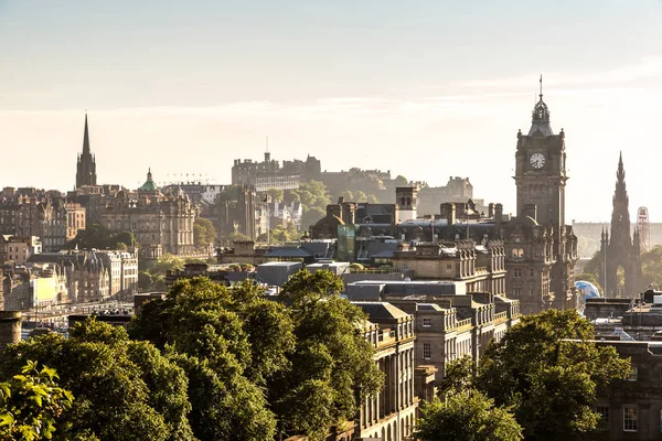 Kasteel van Edinburgh van Calton Hill — Stockfoto