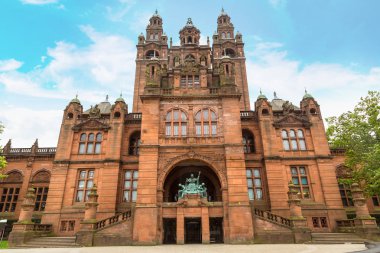 kelvingrove sanat galerisi ve müzesi
