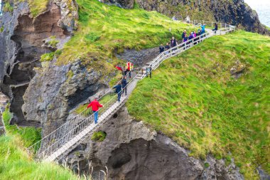 Carrick-a-rede ip köprüsü