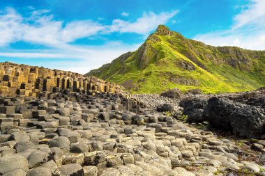 Dev 's Causeway gündüz sırasında