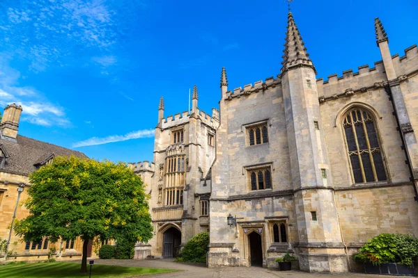 Magdalen College na Universidade de Oxford — Fotografia de Stock
