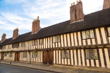 Stratford yarı ahşap evde