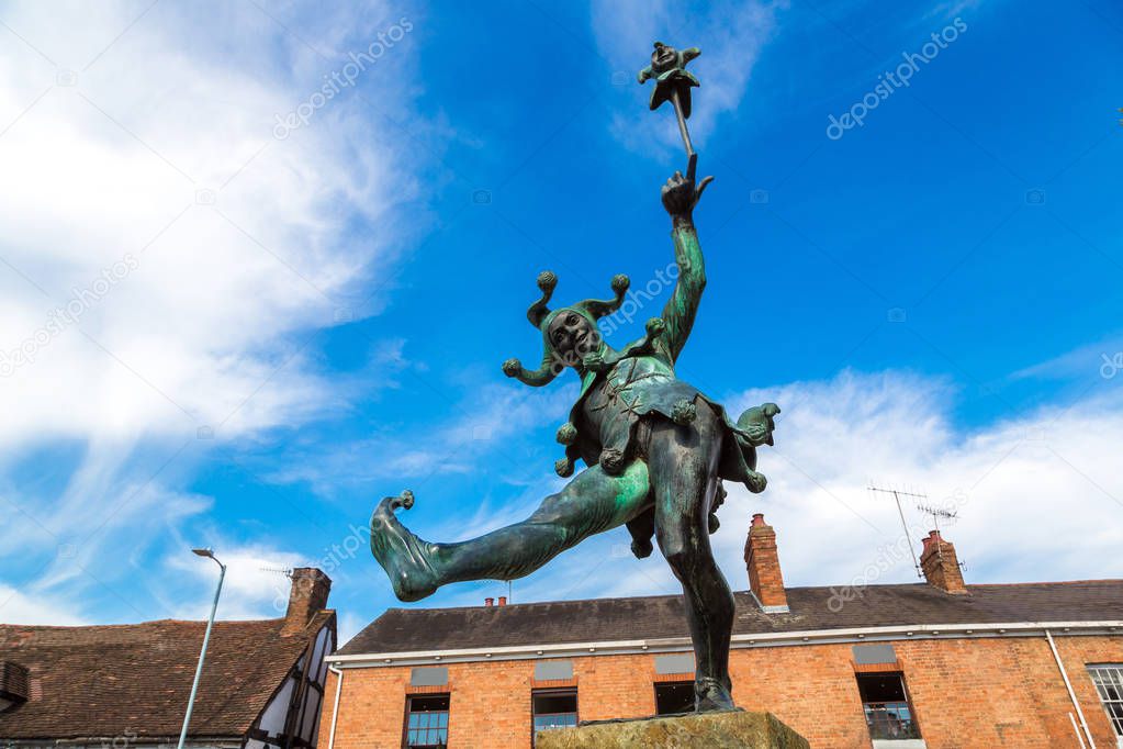 Jester statue in Stratford 