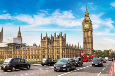 Big Ben, Westminster Bridge, kırmızı otobüs