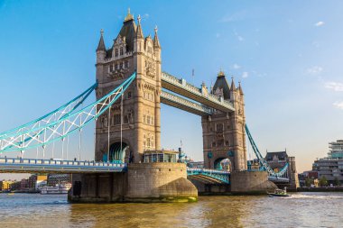 Londra 'daki kule köprüsü