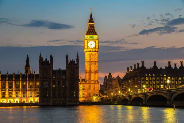 Big Ben, Parlamento, Westminster bridge —  Fotos de Stock
