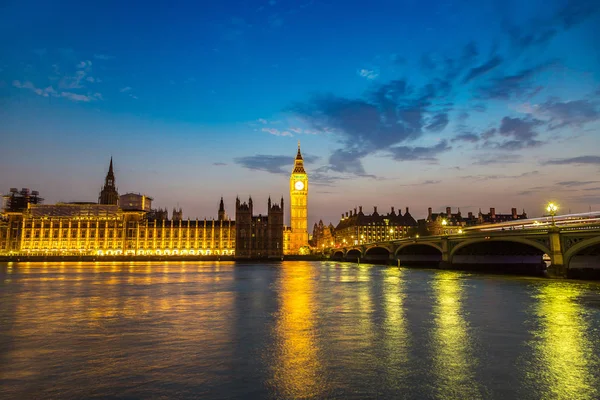 Big Ben, Parlamento, ponte de Westminster — Fotografia de Stock