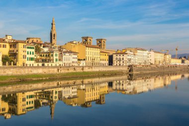 Floransa yansıması, İtalya ile