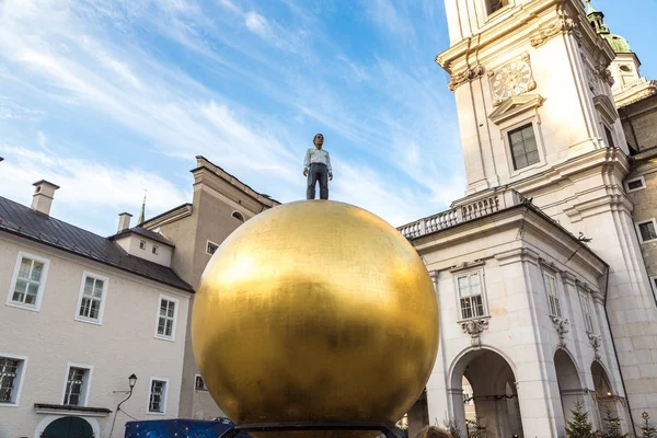 Globo de oro en Salzburgo — Foto de Stock