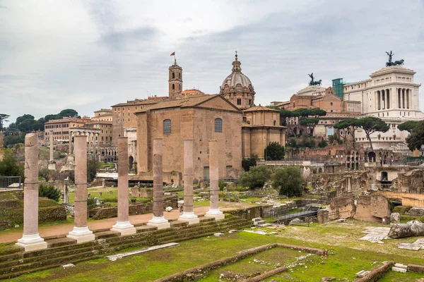 Ancient ruins of forum — Stock Photo, Image