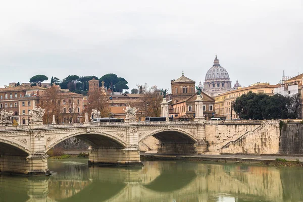 Basilika San Pietro — Stockfoto