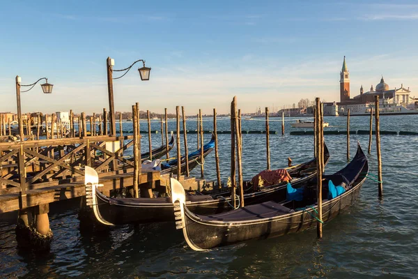 Gondels aan Canal Grande — Stockfoto