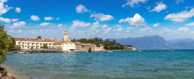 Sirmione Garda Gölü 'nde