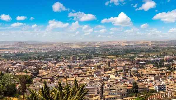 Granada panoramik havadan görünümü — Stok fotoğraf