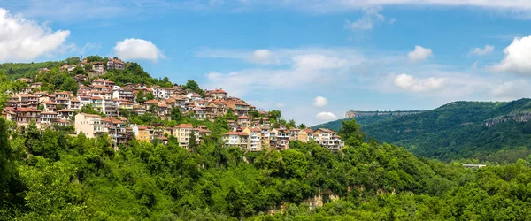 Panorama över Veliko Tărnovo — Stockfoto