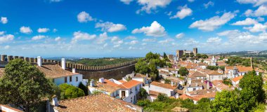 Obidos Ortaçağ şehrin panoramik havadan görünümü