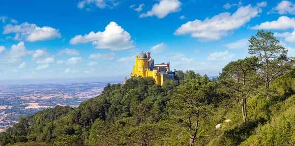 Vista panoramica del Palazzo Nazionale di Pena — Foto Stock