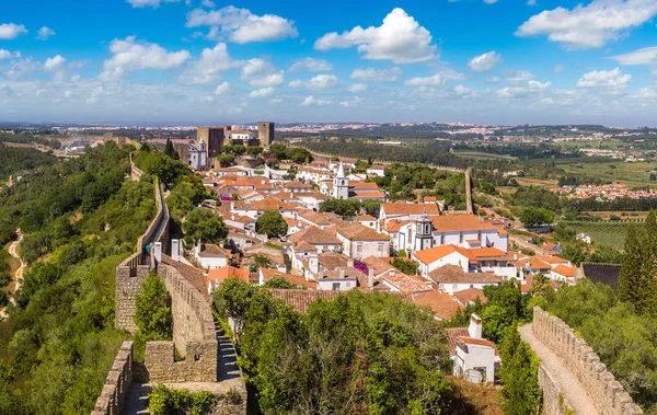 Obidos Ortaçağ şehrin panoramik havadan görünümü