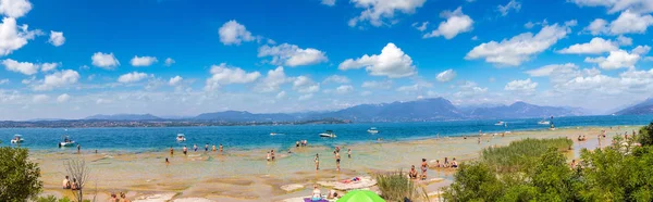 Sirmione en el lago de Garda — Foto de Stock