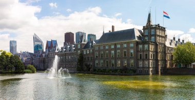 Lahey 'deki Binnenhof Sarayı