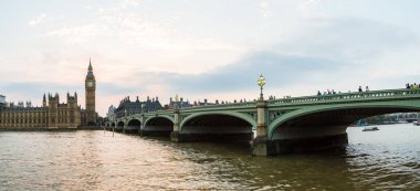 Londra 'daki Westminster Köprüsü