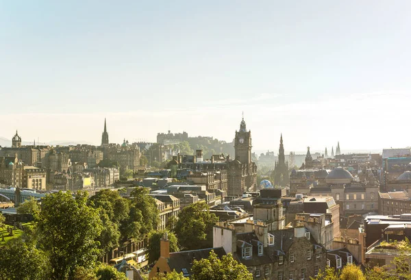 Castillo de Edimburgo desde Calton Hill — Foto de Stock