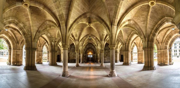 Cloisters Uniwersytetu w Glasgow — Zdjęcie stockowe