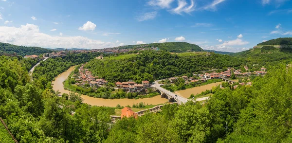 Панорама міста Велико-Тирново — стокове фото