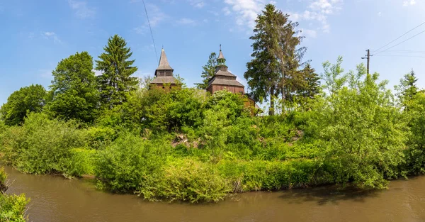 Träkyrkan i Ukraina — Stockfoto