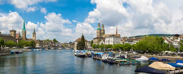 Panorama av historiska delen av Zurich — Stockfoto